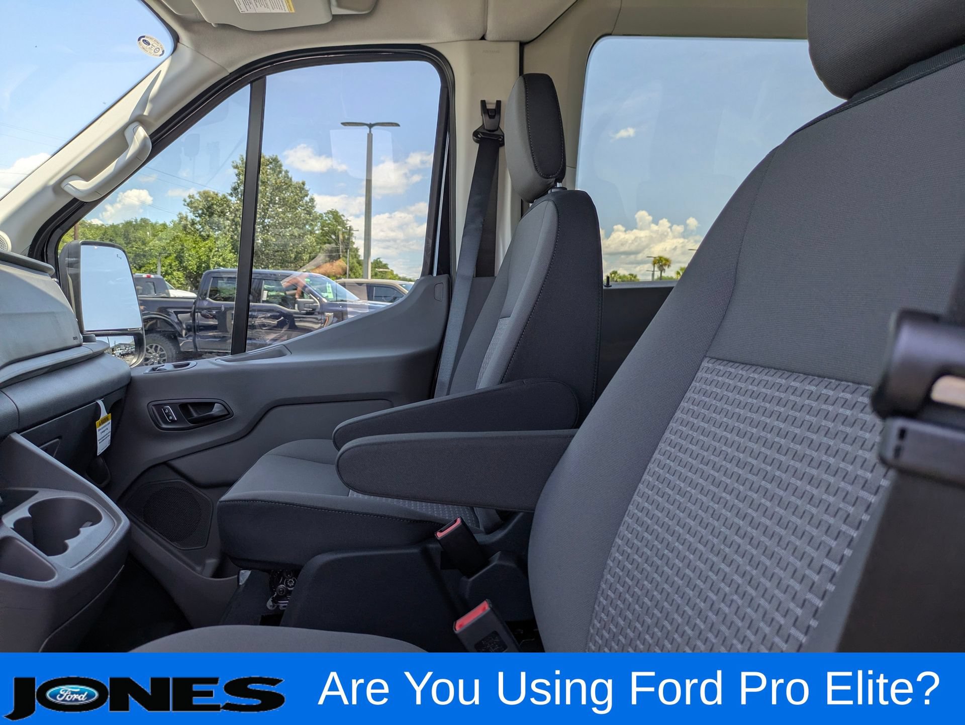New 2025 Ford Transit 350 XLT RWD image 24