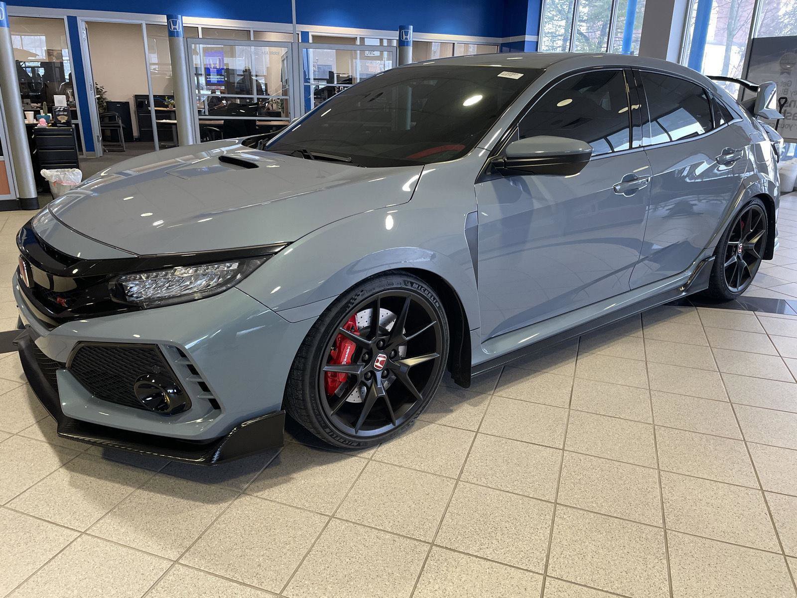 Used 2019 Honda Civic Type R image 3