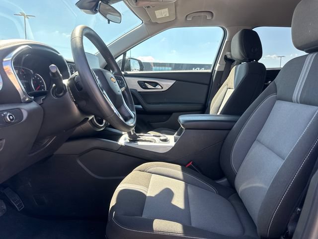 Used 2025 Chevrolet Blazer LT FWD image 11