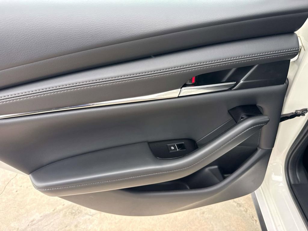 Certified 2025 MAZDA MAZDA3 s image 9