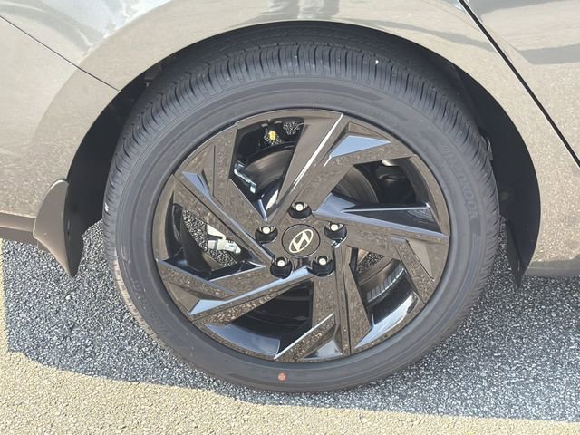 New 2026 Hyundai Elantra Sport image 17