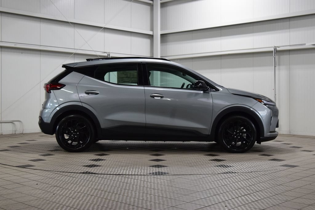 New 2027 Chevrolet Bolt RS w/ Technology Package FWD image 9