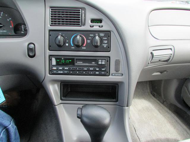 Used 1996 Mercury Cougar XR7 image 12