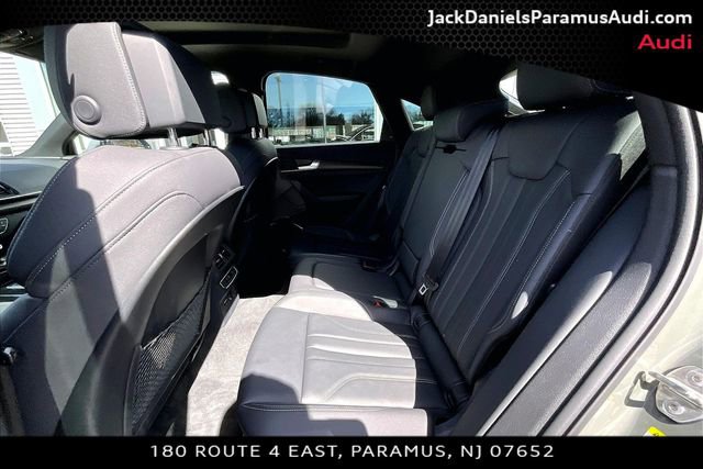 Certified 2023 Audi Q5 2.0T Premium w/ Convenience Package image 18