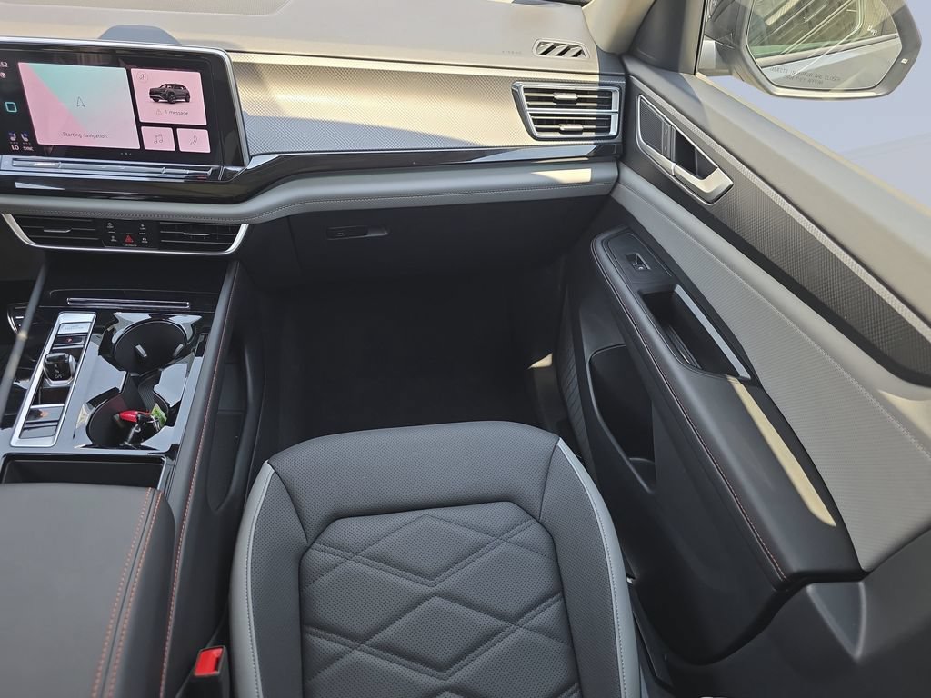 Used 2026 Volkswagen Atlas Peak Edition AWD/4WD image 52