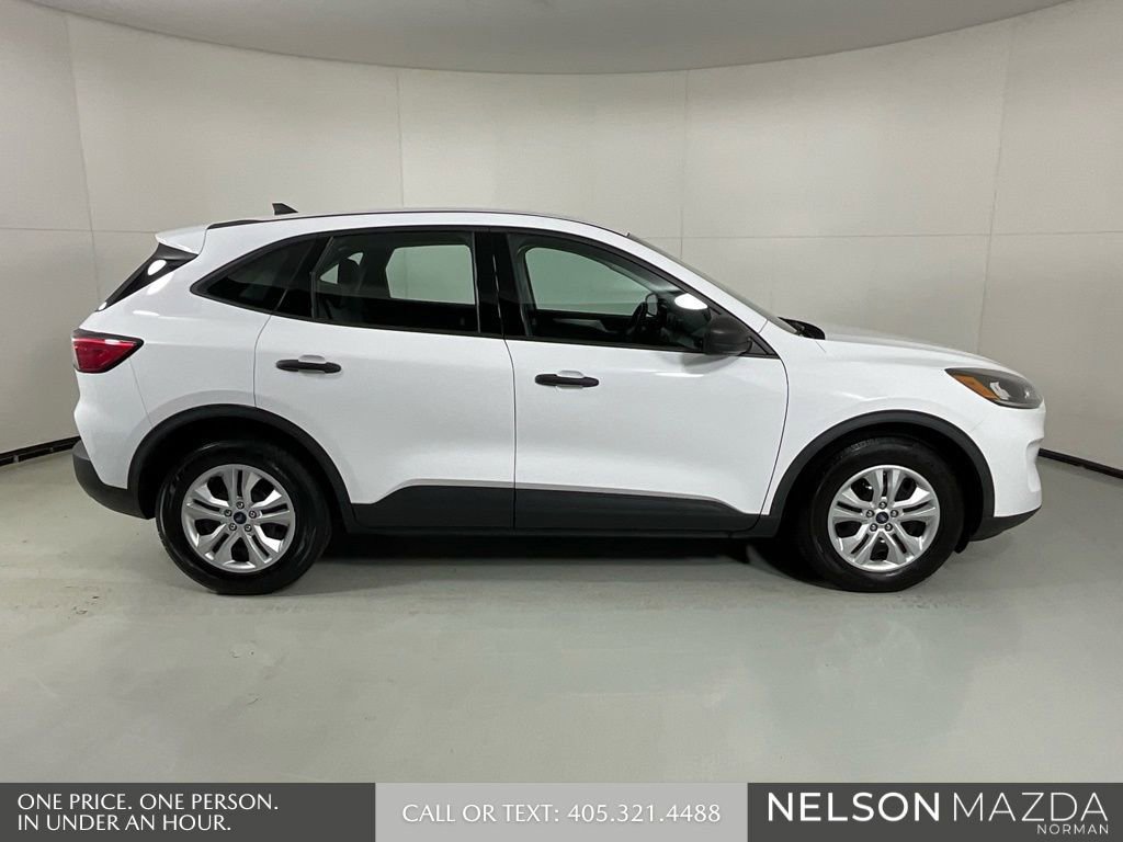 Used 2021 Ford Escape S image 9