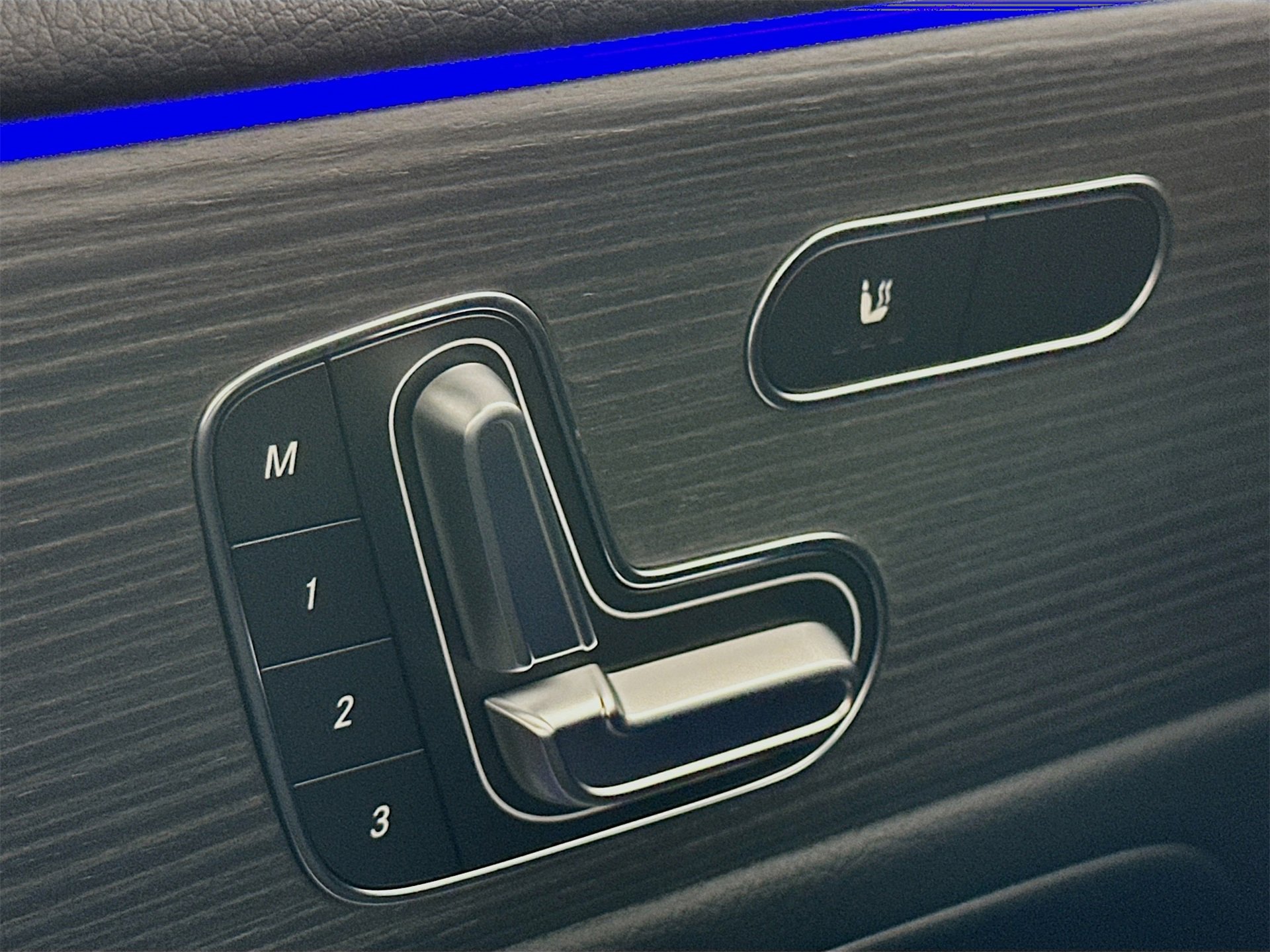 New 2026 Mercedes-Benz GLB 35 AMG 4MATIC image 22