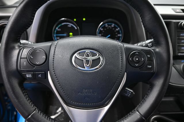 Used 2016 Toyota RAV4 XLE AWD/4WD image 14