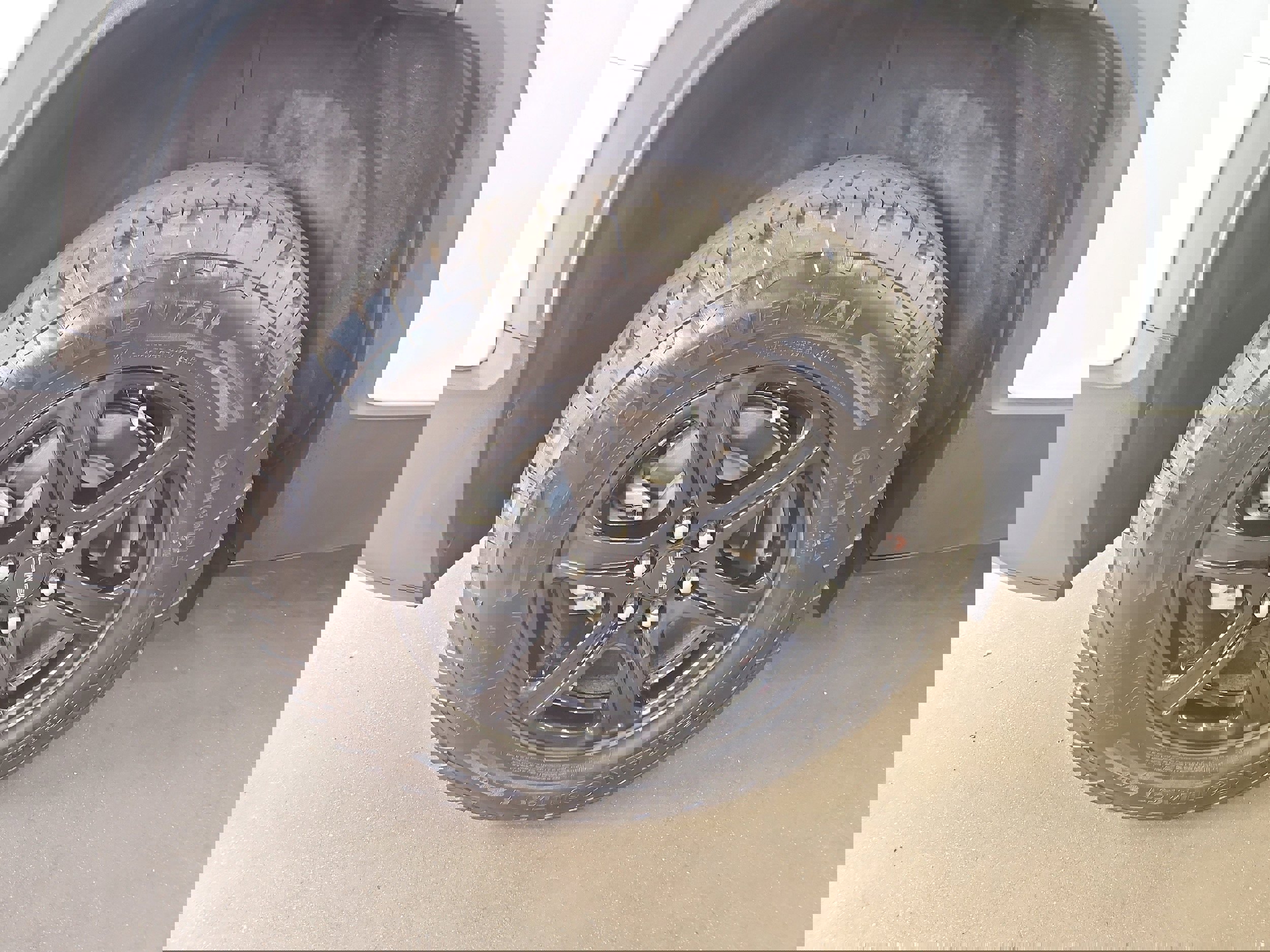 Used 2023 GMC Acadia AT4 w/ Technology Package image 25