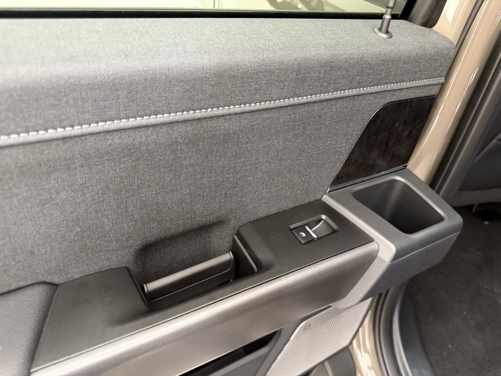 New 2026 Ford F350 4x4 Crew Cab Super Duty image 16