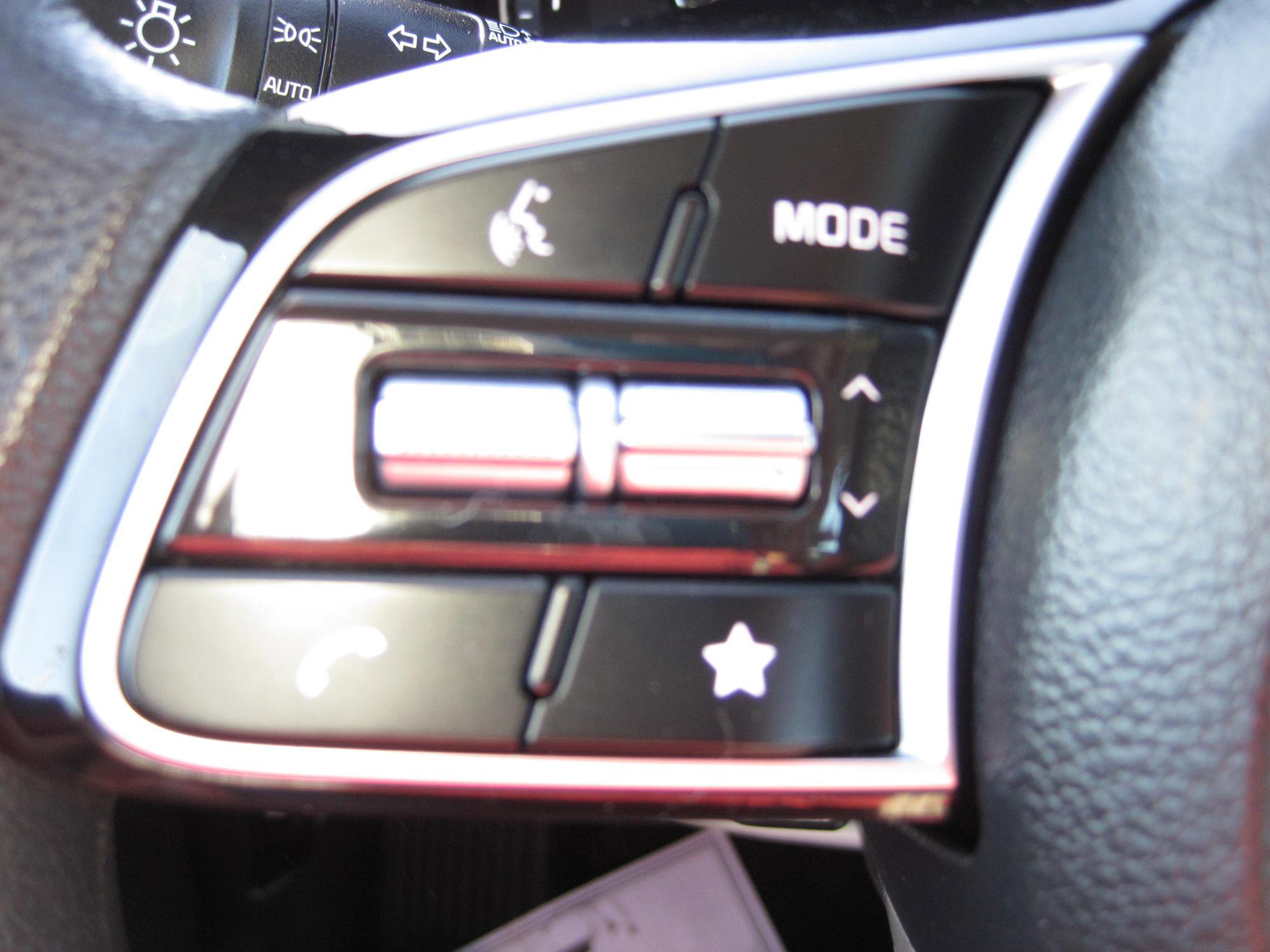 Used 2023 Kia Forte LXS image 12