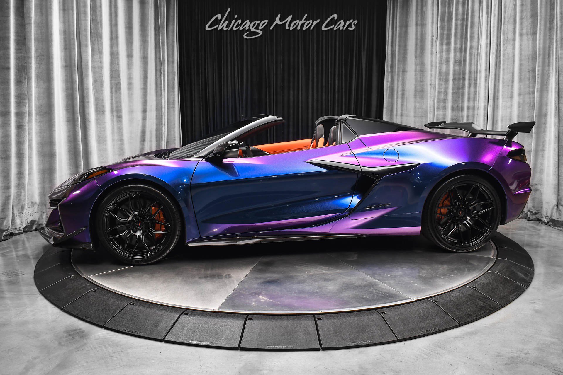 Used 2025 Chevrolet Corvette Z06 w/ Z07 Performance Package image 1