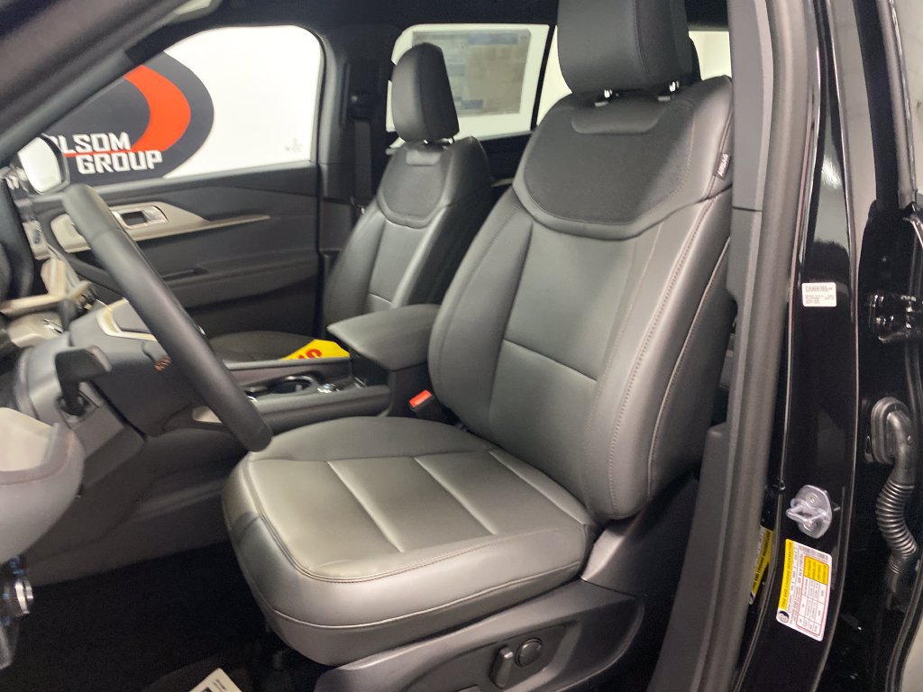 New 2027 Ford Explorer Active w/ Active Comfort Package RWD image 15
