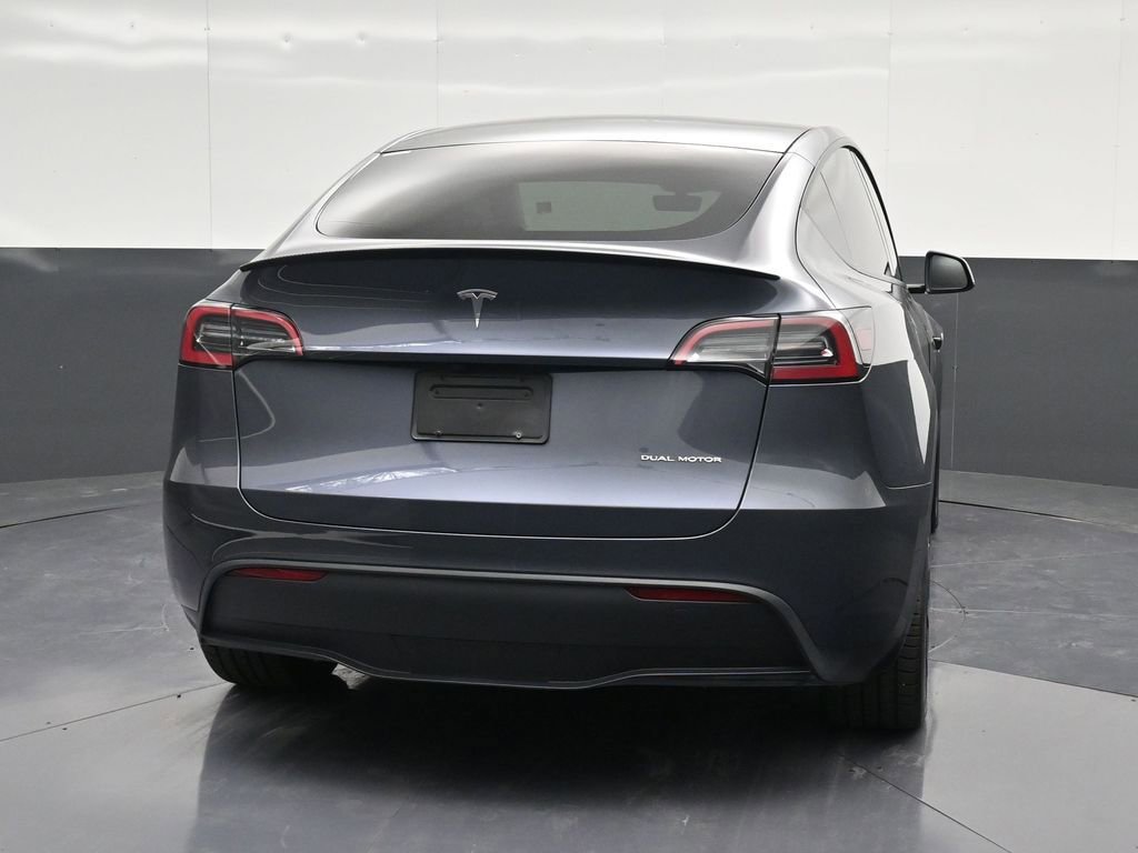 Used 2024 Tesla Model Y Long Range image 2