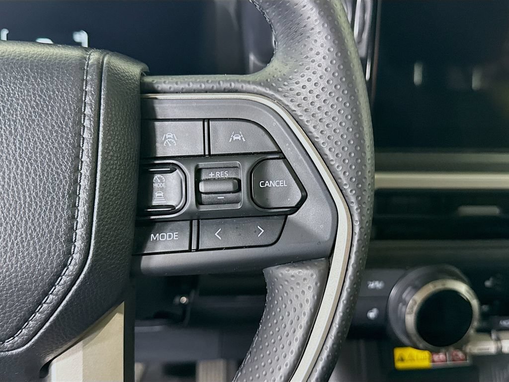 Certified 2025 Toyota 4Runner Limited AWD/4WD image 23