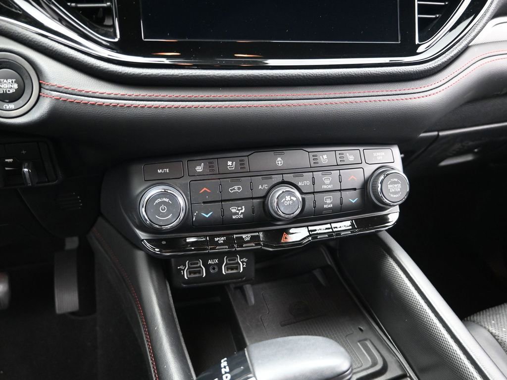 Used 2023 Dodge Durango R/T AWD/4WD image 15