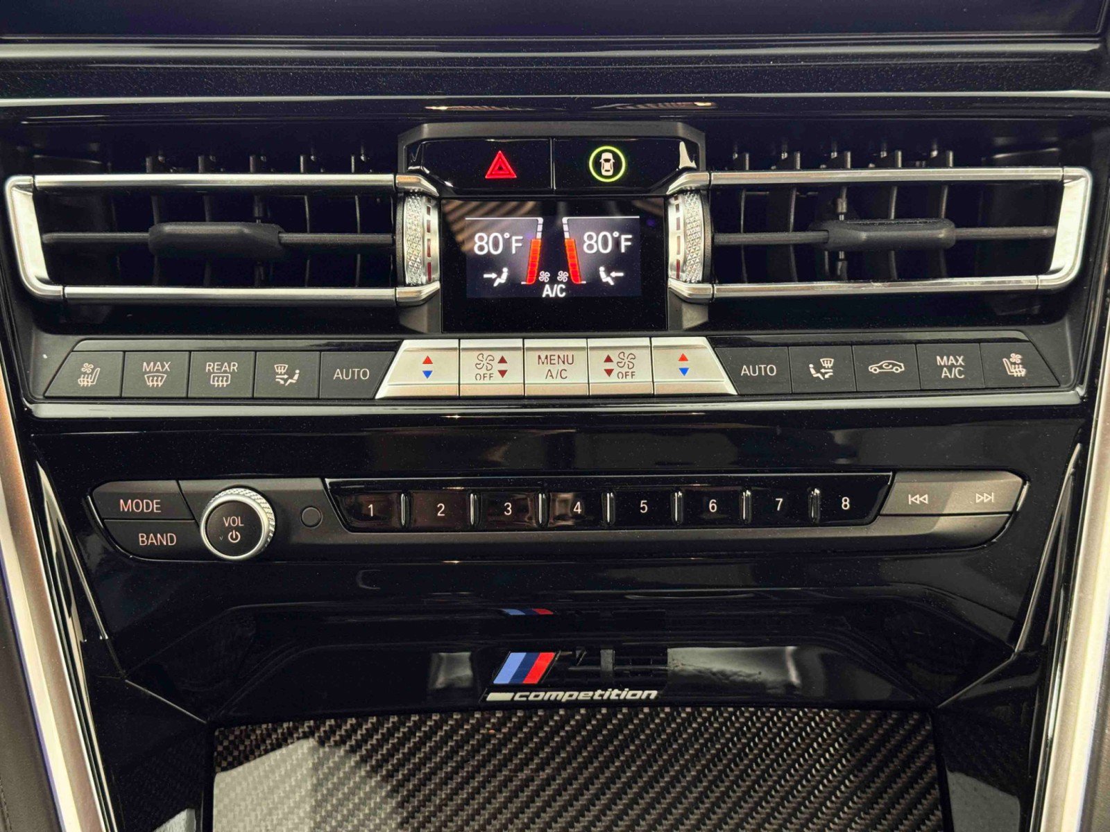 Used 2025 BMW M8 Competition w/ M Carbon Exterior Package AWD/4WD image 32