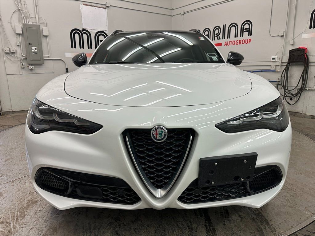 Used 2024 Alfa Romeo Stelvio Ti w/ Active Assist Plus Package AWD/4WD image 11
