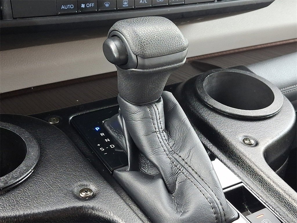 Used 2022 Toyota Sienna LE image 13