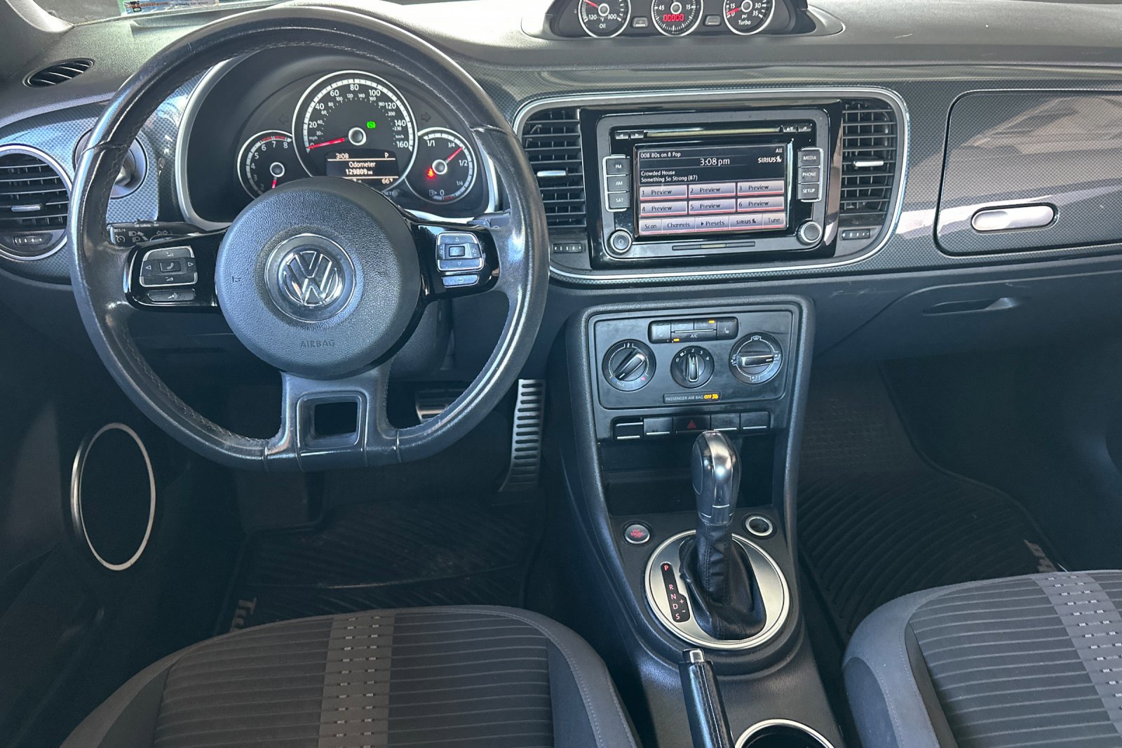 Used 2013 Volkswagen Beetle Turbo image 13