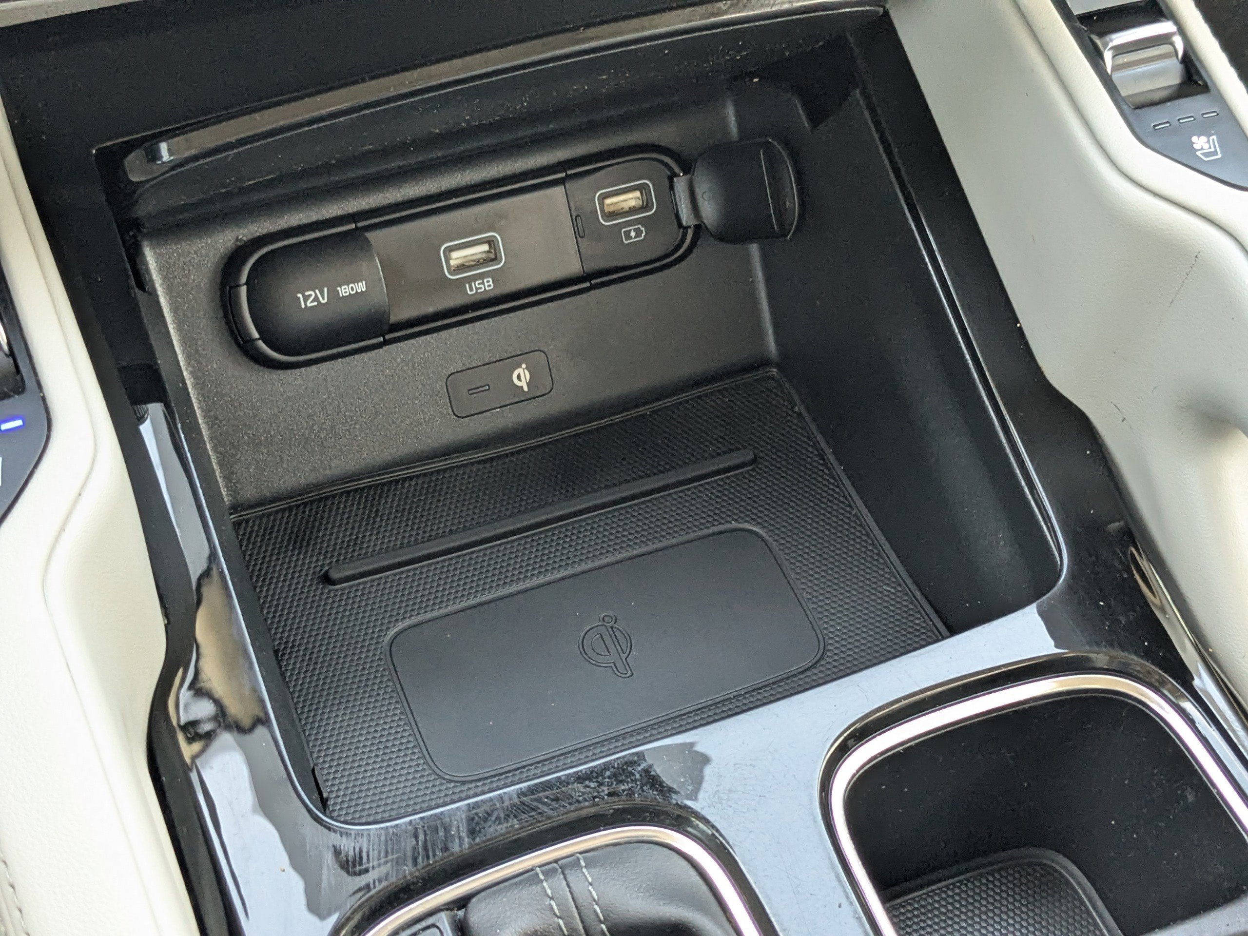 Certified 2021 Kia Telluride SX w/ Towing Package image 28