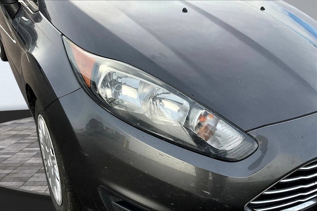 Used 2015 Ford Fiesta SE w/ Comfort Package FWD image 32