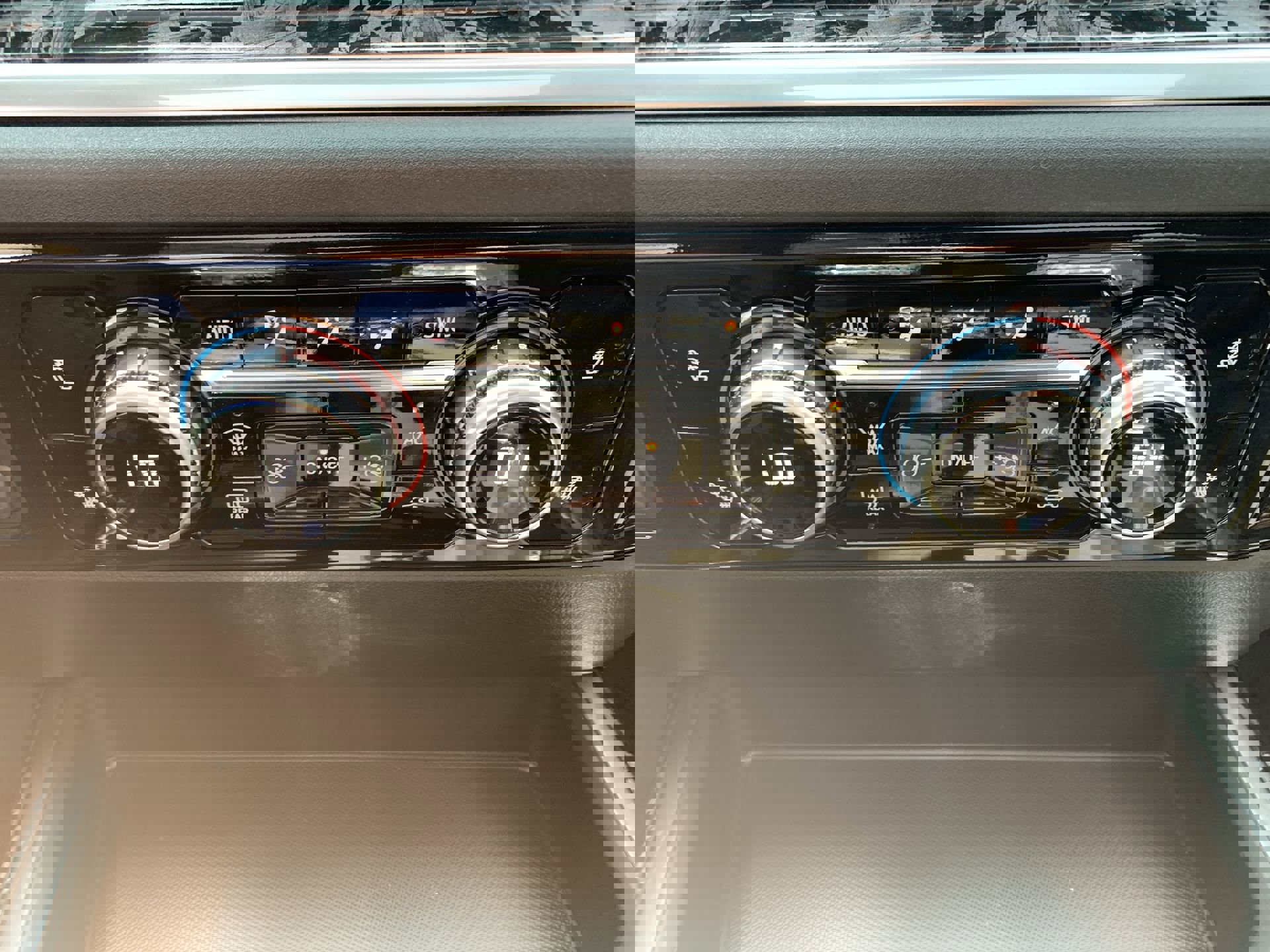 New 2025 GMC Sierra 1500 Elevation w/ Elevation Premium Package image 41