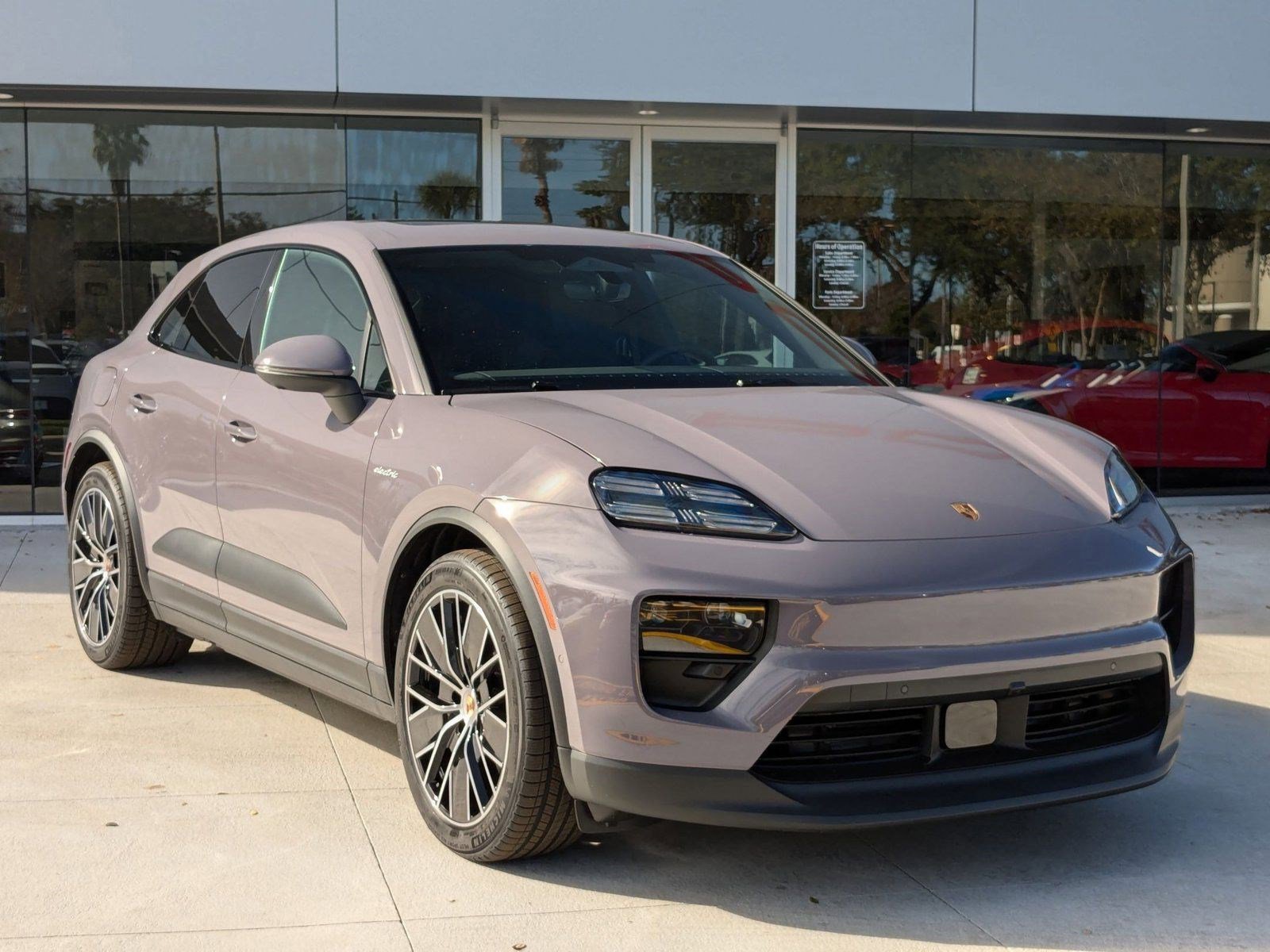 Certified 2025 Porsche Macan Electric image 12