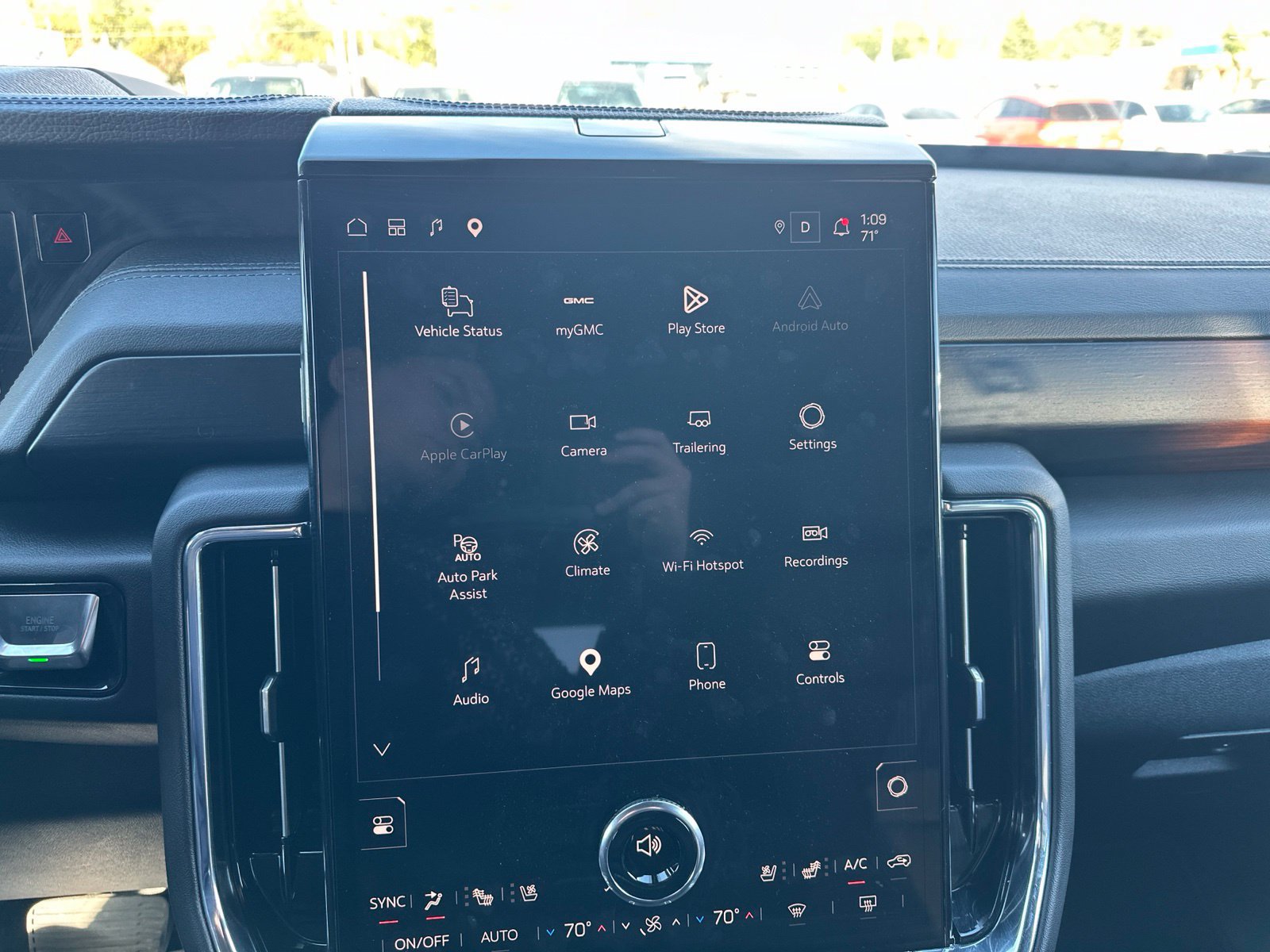 Used 2026 GMC Yukon Denali w/ Sun & Power Step Package AWD/4WD image 54