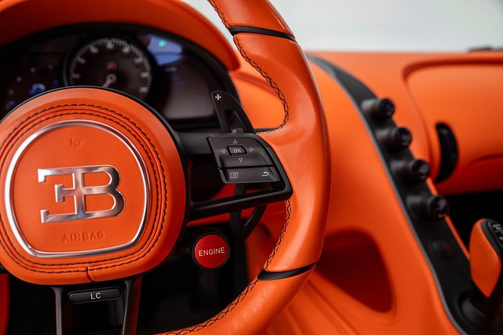 Used 2022 Bugatti Chiron Pur Sport image 26