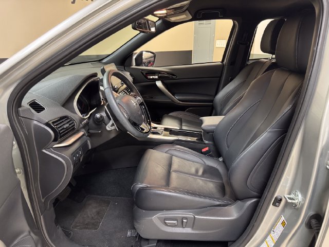 Used 2025 Mitsubishi Eclipse Cross SEL AWD/4WD image 8