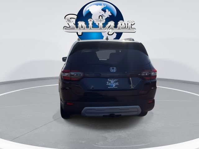 New 2025 Honda Pilot TrailSport image 9