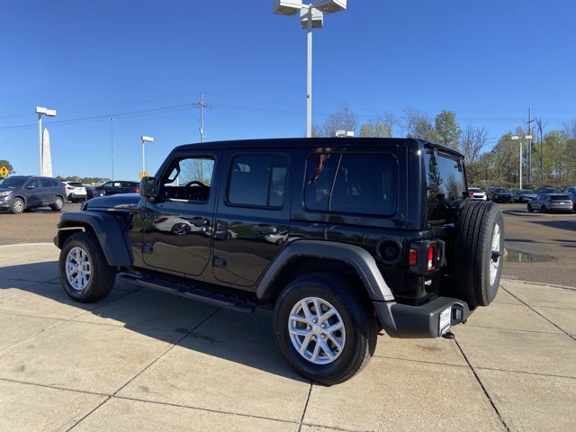 Used 2023 Jeep Wrangler Sport S w/ Sun And Sound Package image 10