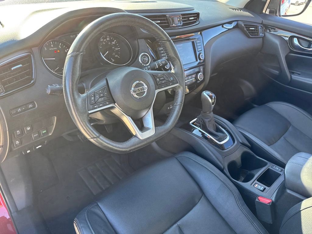 Used 2022 Nissan Rogue Sport SL w/ Premium Package image 20