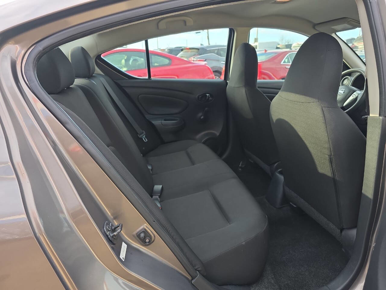 Used 2016 Nissan Versa S Plus image 22