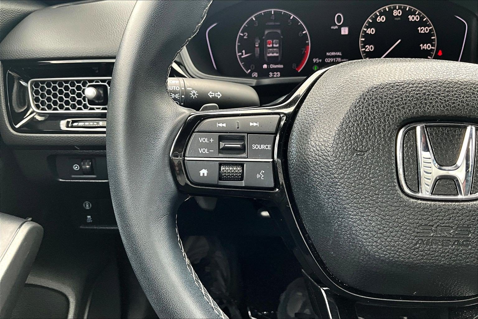 Used 2023 Honda Civic Sport image 19