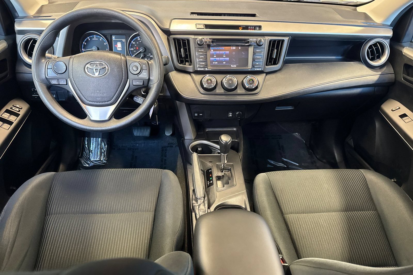 Certified 2017 Toyota RAV4 LE w/ Carpet Mat Package FWD image 17