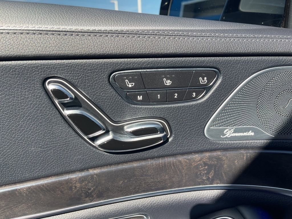 Used 2019 Mercedes-Benz S 560 4MATIC Sedan image 38