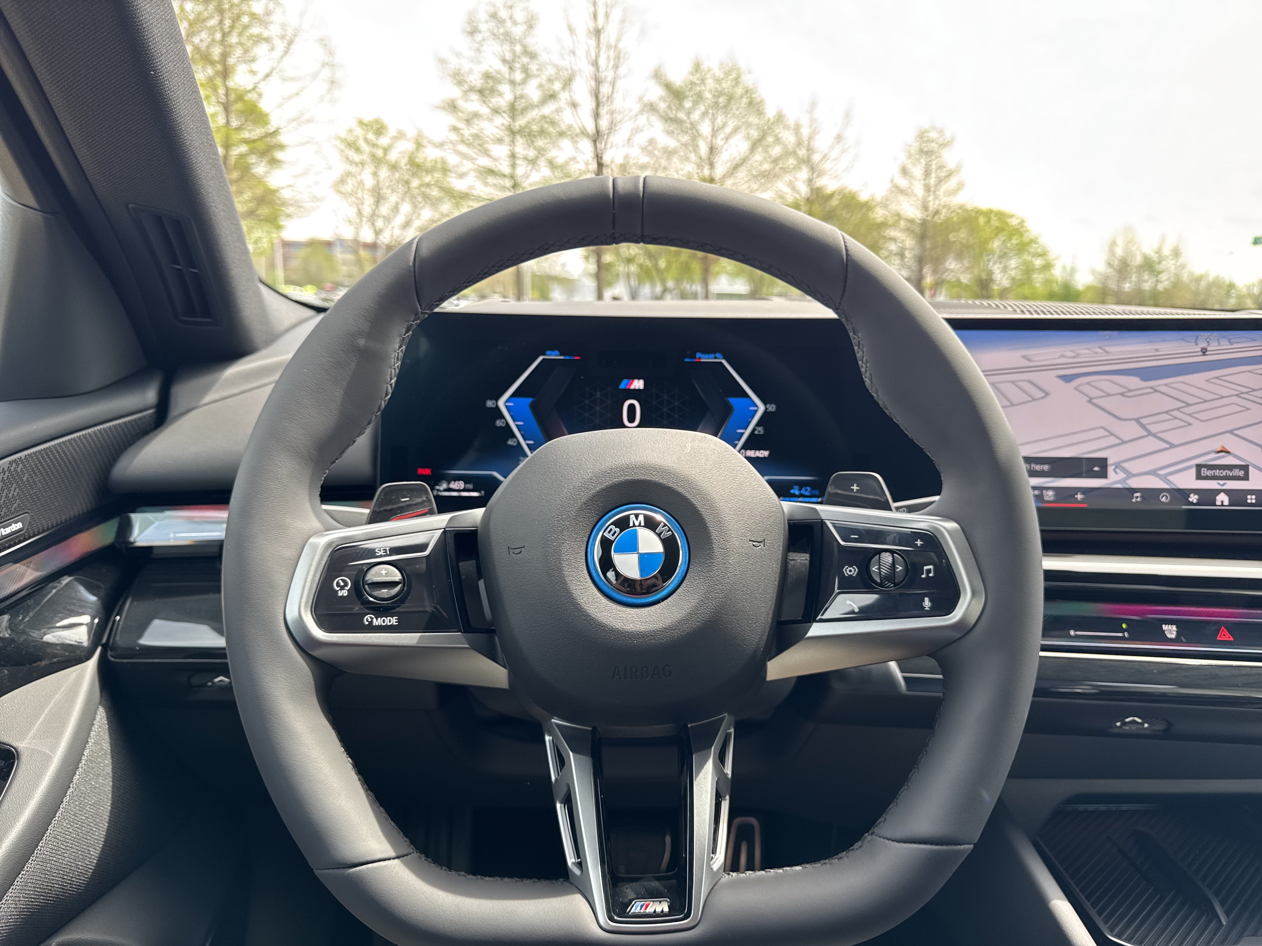 New 2026 BMW 550e xDrive w/ Executive Package AWD/4WD image 18