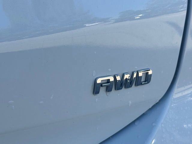 Used 2021 Chevrolet Equinox LS w/ LS Convenience Package image 45