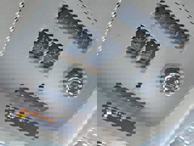 Used 2016 Cadillac Escalade Luxury image 37