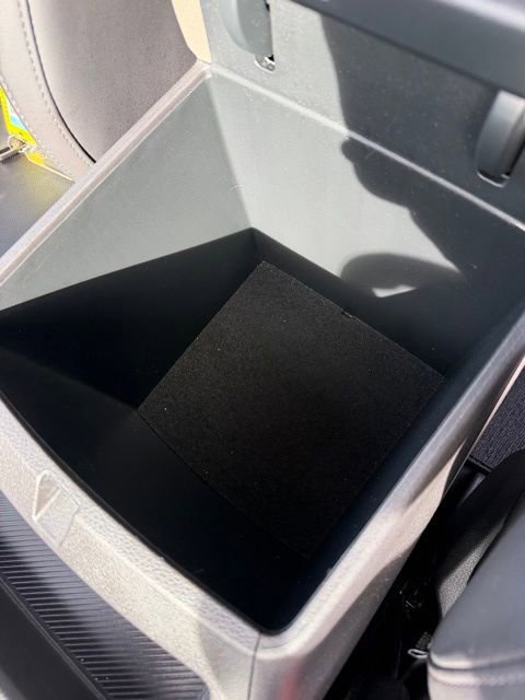 Used 2025 Kia Carnival image 41