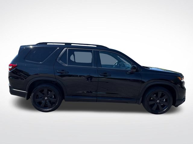 Used 2025 Honda Pilot Black Edition image 6