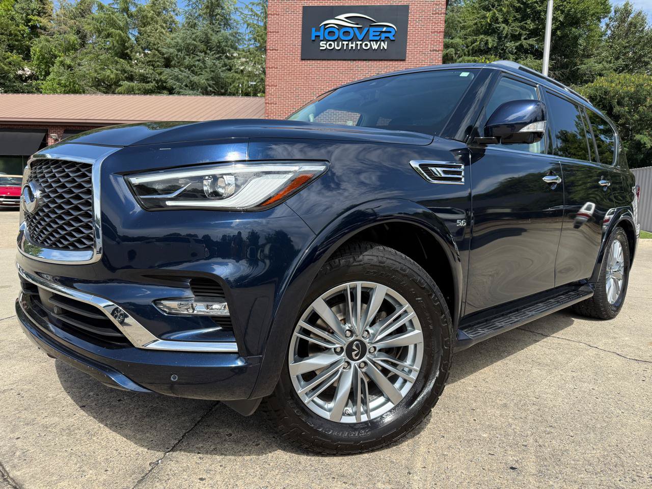 Used 2020 INFINITI QX80 Luxe w/ Proassist Package AWD/4WD image 1