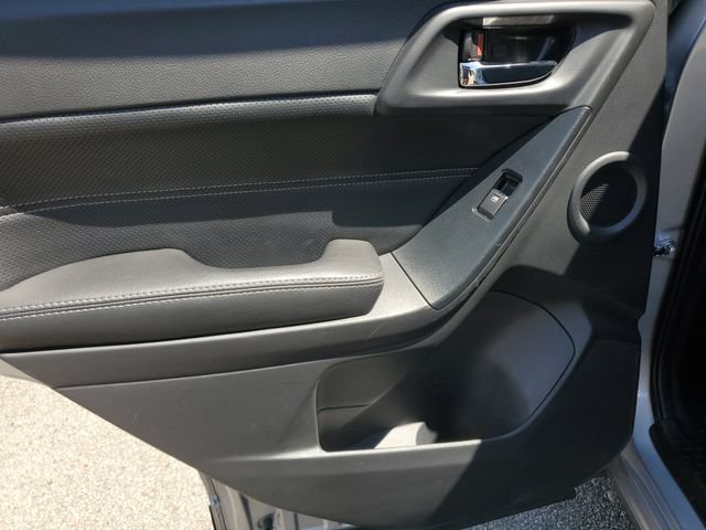 Used 2017 Subaru Forester 2.5i Touring AWD/4WD image 16