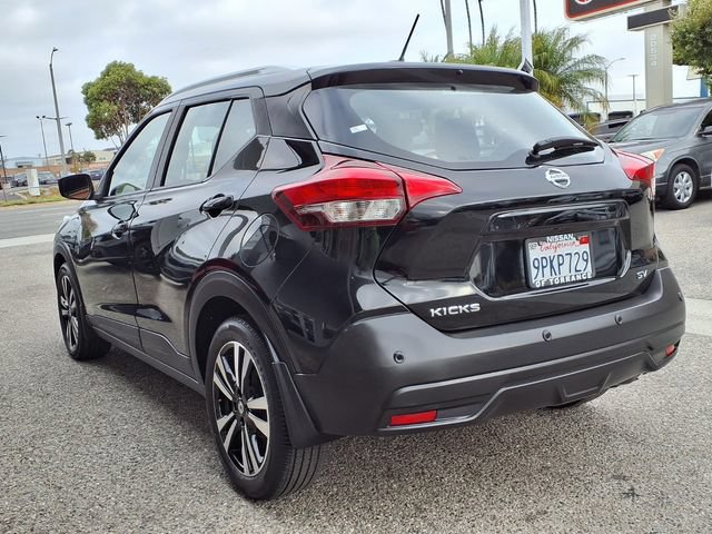 Used 2020 Nissan Kicks SV FWD image 3