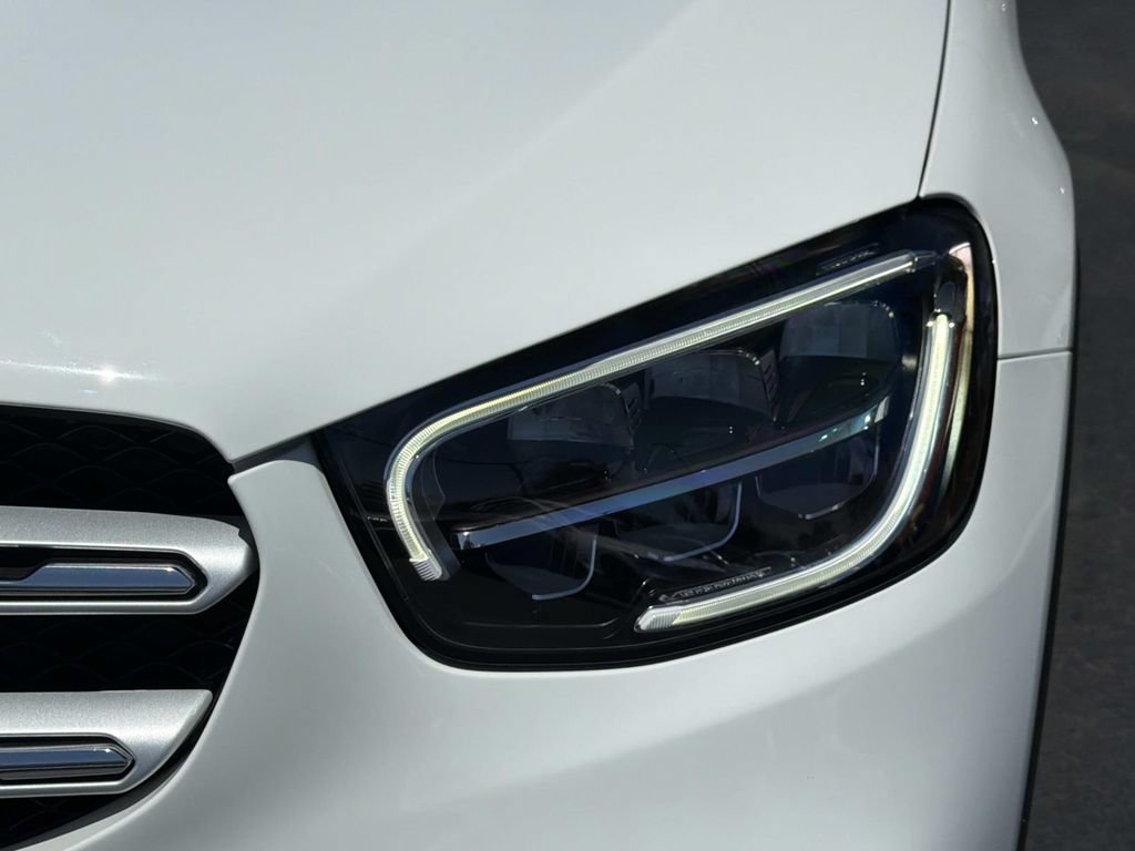 Used 2022 Mercedes-Benz GLC 300 image 24