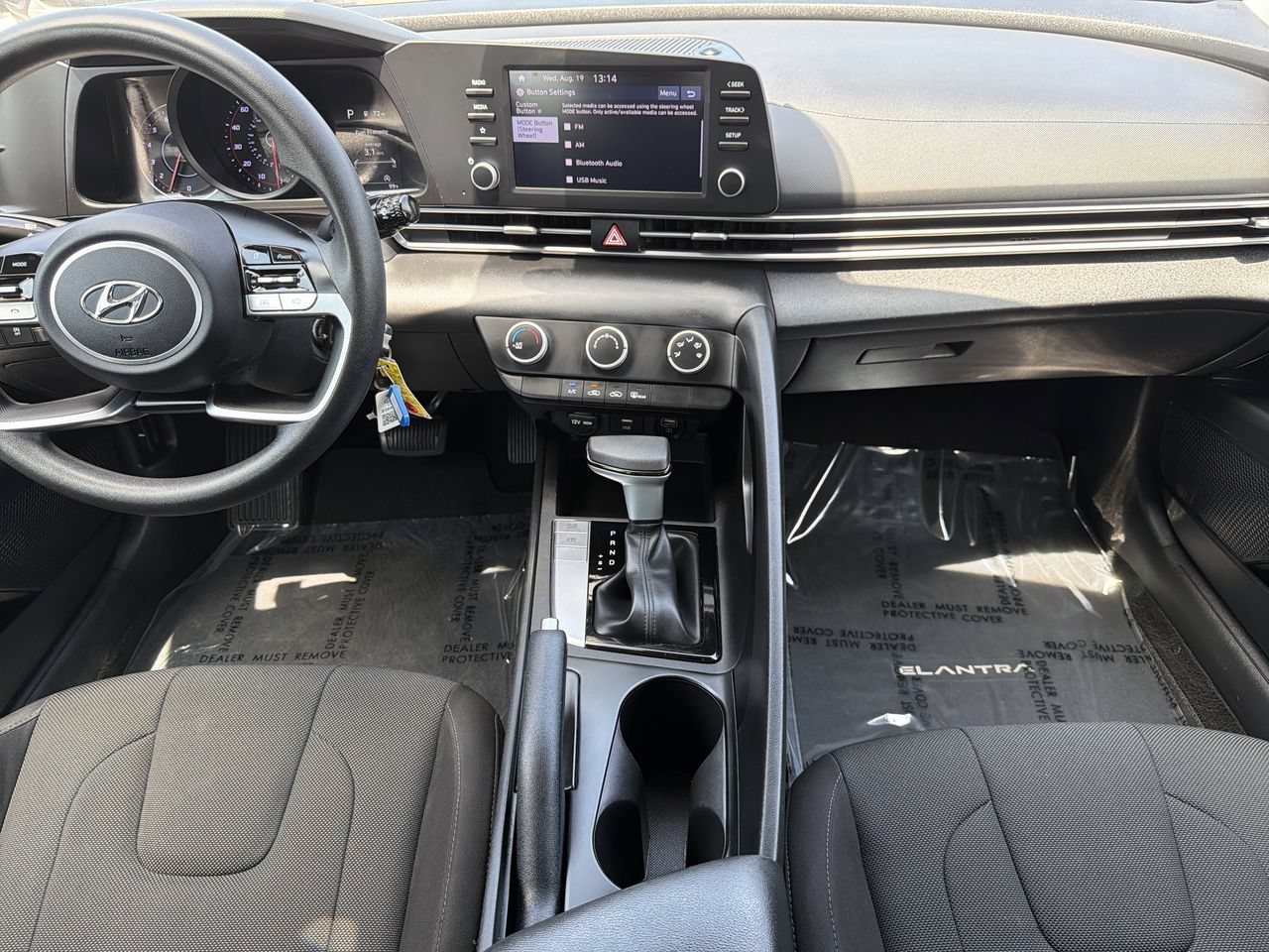 Used 2023 Hyundai Elantra SE FWD image 13