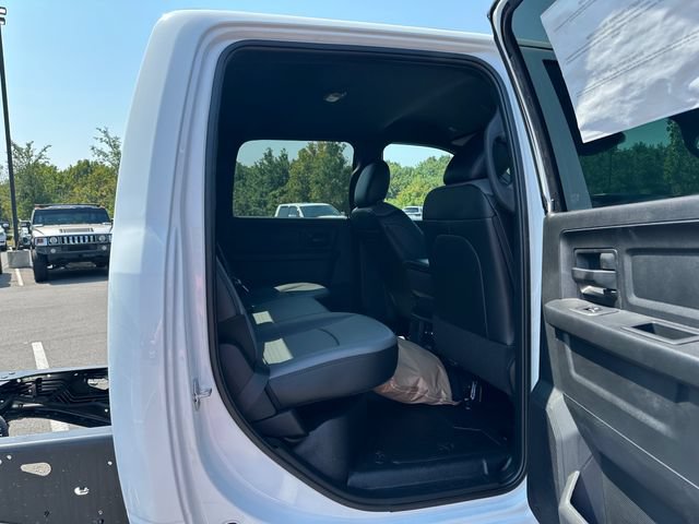 New 2027 RAM 3500 Tradesman w/ Chrome Appearance Group A AWD/4WD image 19