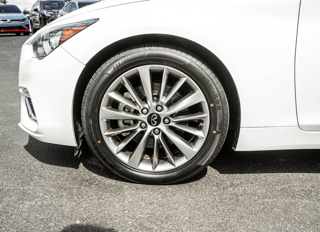 Used 2022 INFINITI Q50 Luxe AWD/4WD image 31